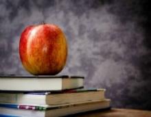 Middle School Adopts 'Classroom of the Future' 