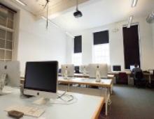 Study Finds Large Online Literacy Achievement Gaps Among Students