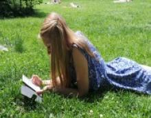 Students May Absorb Less When Reading Online